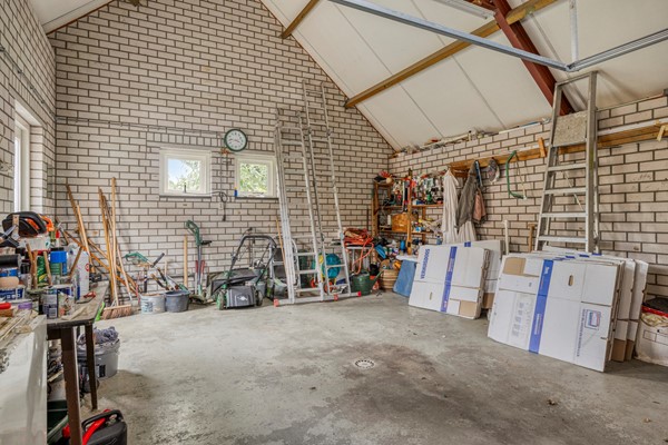 Medium property photo - Sint Barbaraweg 72, 6024 AV Budel-Dorplein